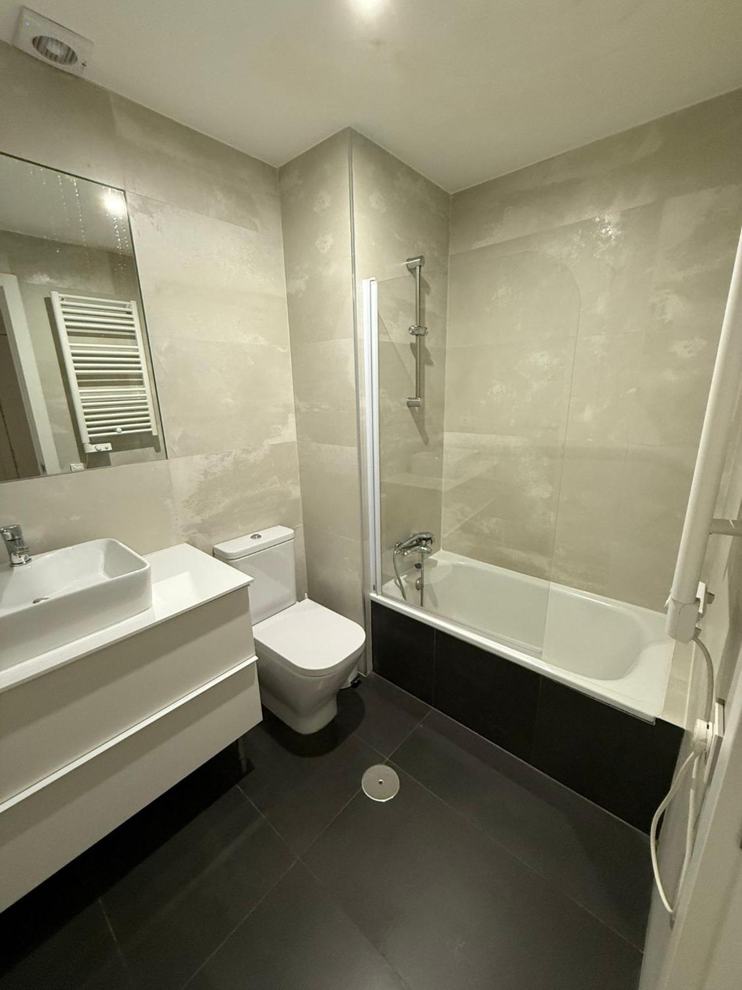 To Room Madrid Castellana Kültér fotó